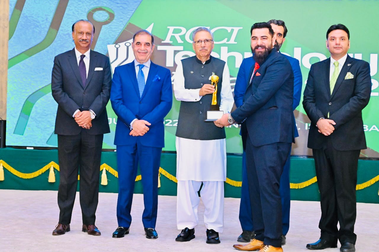 RCCI Technology Recognition Award 2022 presented to ARXA Communications